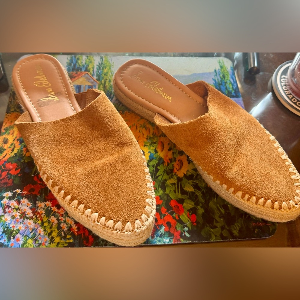 Sam Edelman Austin is a slip-on flat mule sandal